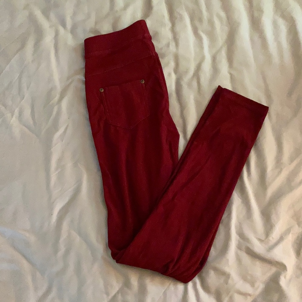 Maroon jeggings